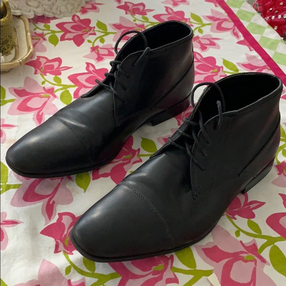Calvin Klein “Corden” Chukka Black Leather Boots